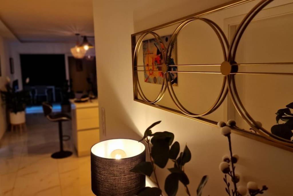Suite Prestige Logement Neuf Avec Spa Et Ecran De Cinema En Rez De Jardin Colmar Exterior photo