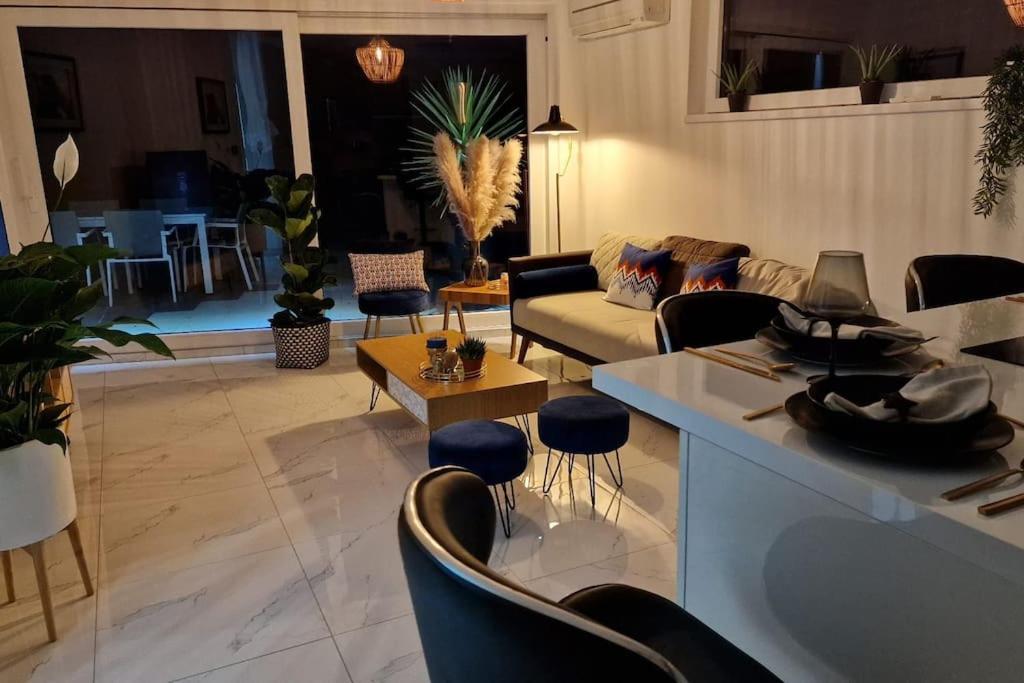 Suite Prestige Logement Neuf Avec Spa Et Ecran De Cinema En Rez De Jardin Colmar Exterior photo